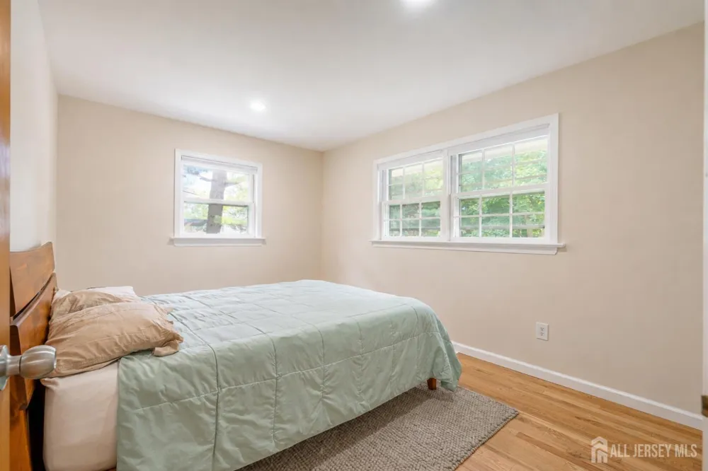 129 Cottrell Road Old Bridge, NJ 07747
