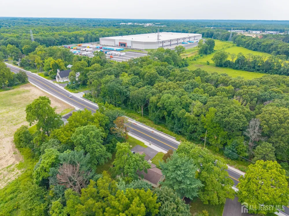 129 Cottrell Road Old Bridge, NJ 07747