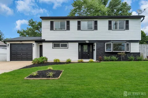 104 Southwood Drive