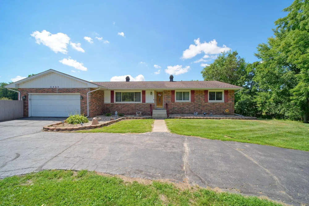 6060 Lansing Avenue Jackson, MI 49201