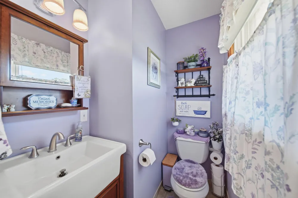 6060 Lansing Avenue Jackson, MI 49201
