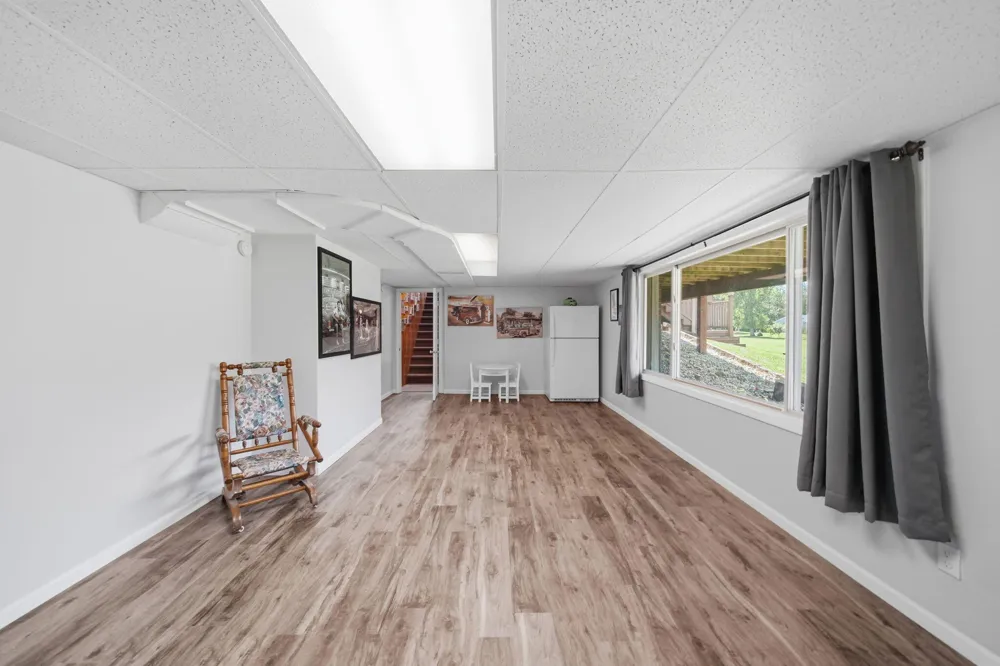 6060 Lansing Avenue Jackson, MI 49201