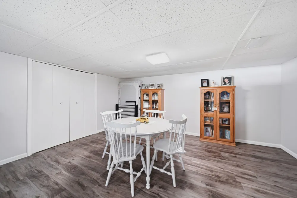 6060 Lansing Avenue Jackson, MI 49201