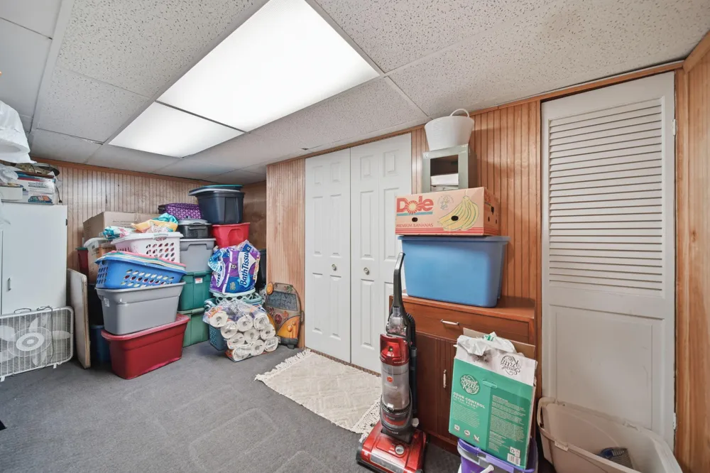 6060 Lansing Avenue Jackson, MI 49201