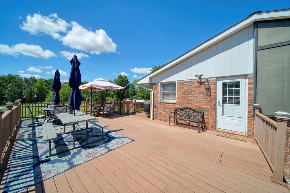 6060 Lansing Avenue Jackson, MI 49201