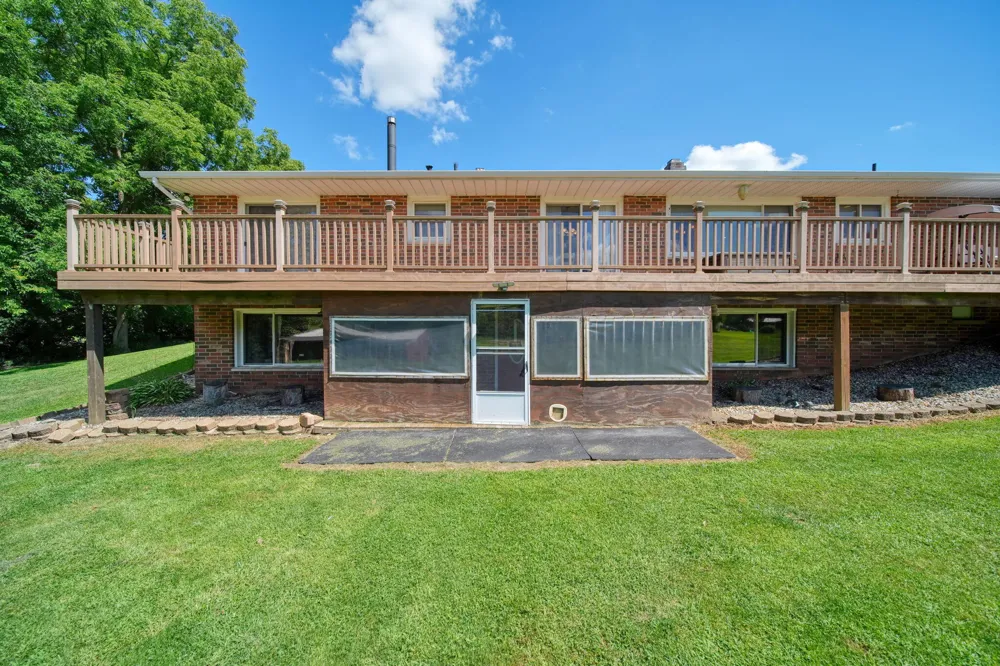 6060 Lansing Avenue Jackson, MI 49201