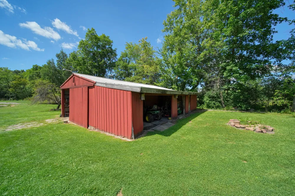 6060 Lansing Avenue Jackson, MI 49201