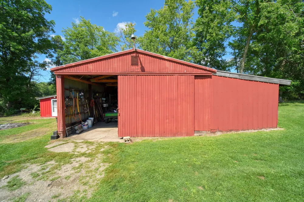 6060 Lansing Avenue Jackson, MI 49201