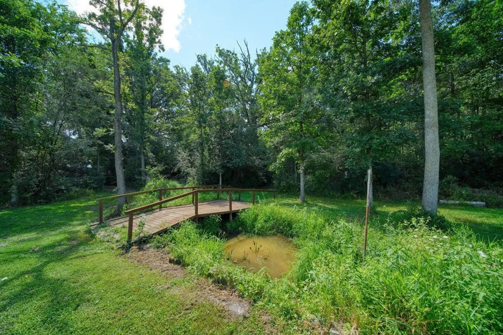 6060 Lansing Avenue Jackson, MI 49201