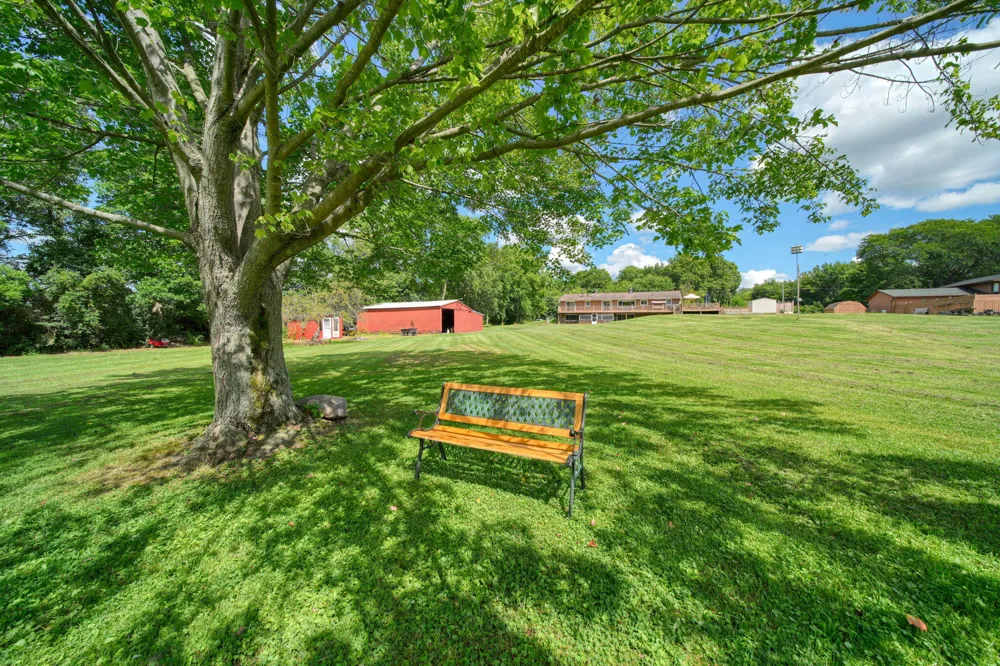 6060 Lansing Avenue Jackson, MI 49201