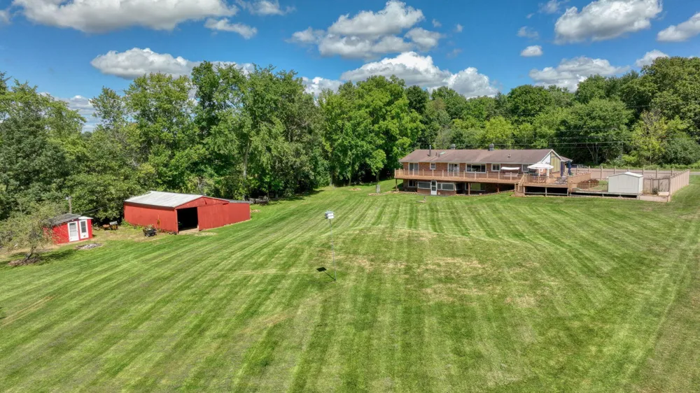 6060 Lansing Avenue Jackson, MI 49201