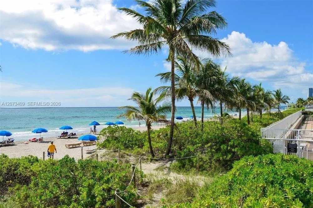 1965 S Ocean Dr #5E Hallandale Beach, FL 33009