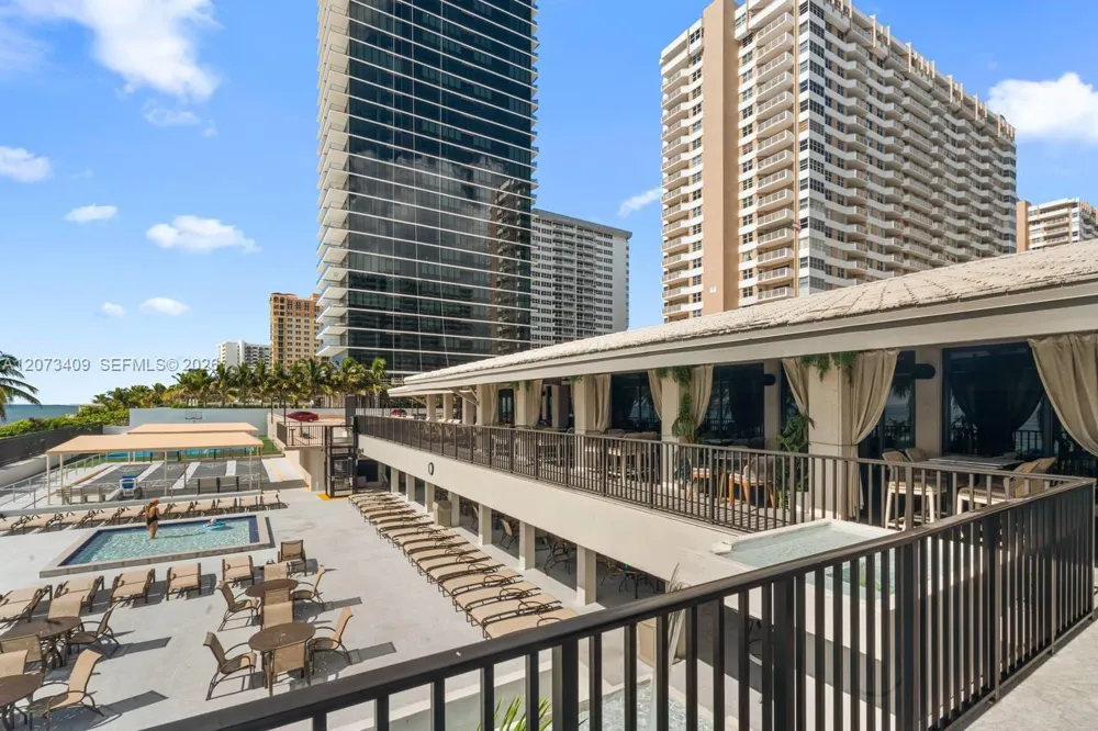 1965 S Ocean Dr #5E Hallandale Beach, FL 33009