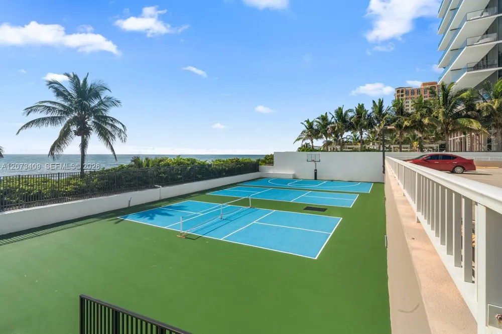 1965 S Ocean Dr #5E Hallandale Beach, FL 33009