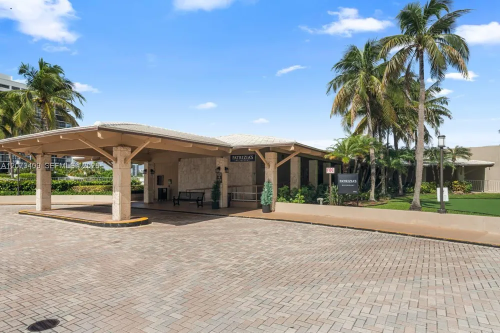 1965 S Ocean Dr #5E Hallandale Beach, FL 33009