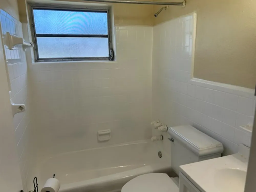 1337 NW 112th Terrace Miami, FL 33167