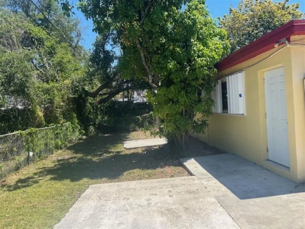 1337 NW 112th Terrace Miami, FL 33167