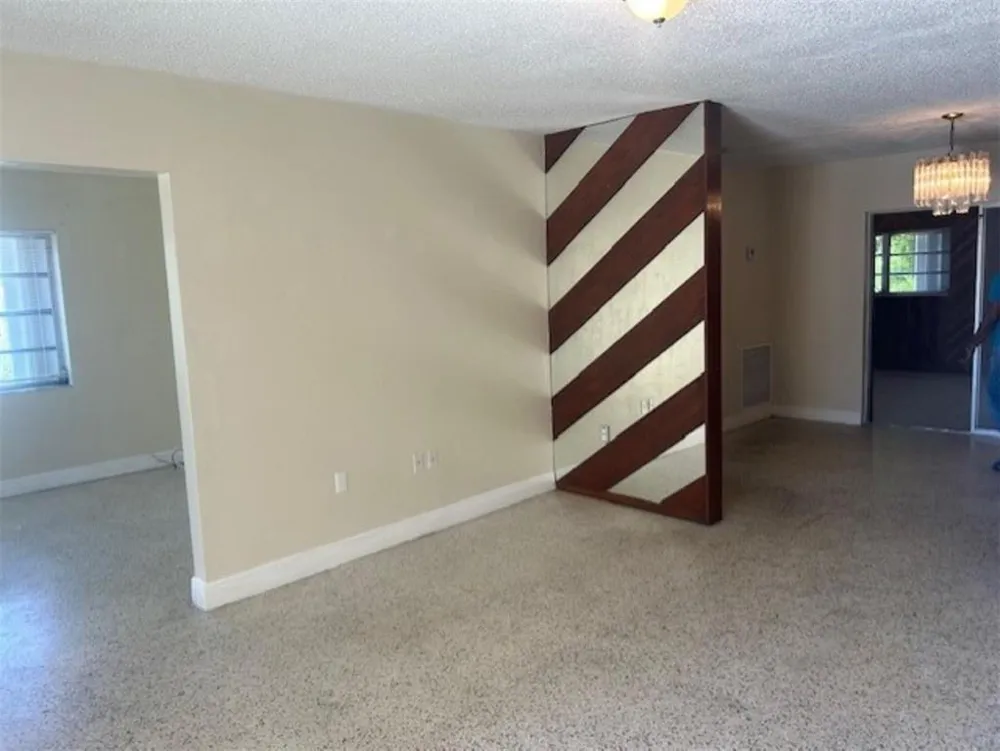 1337 NW 112th Terrace Miami, FL 33167