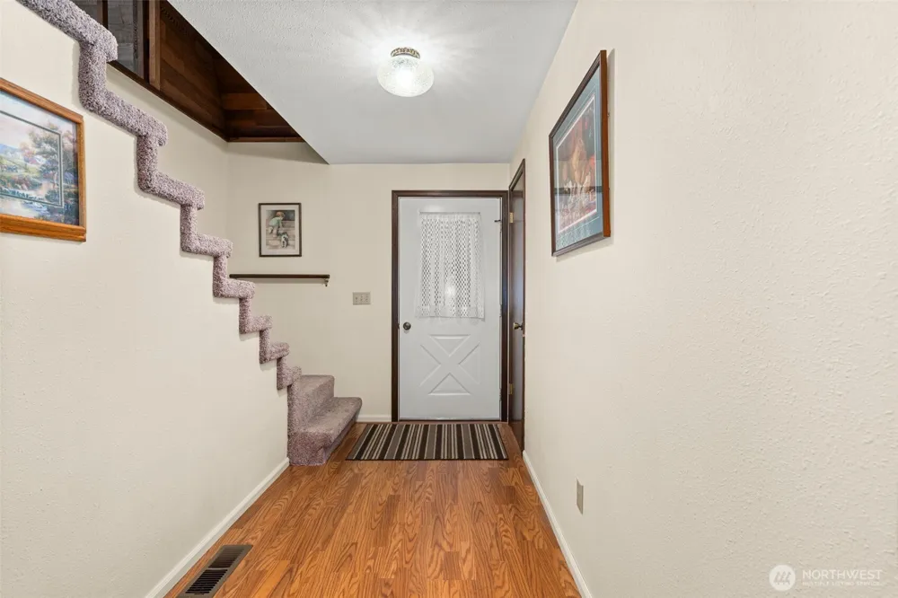 132 Armstrong Road Chehalis, WA 98532