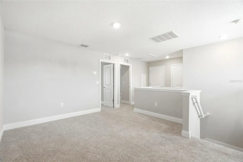 5282 NEIL DRIVE St Petersburg, FL 33714