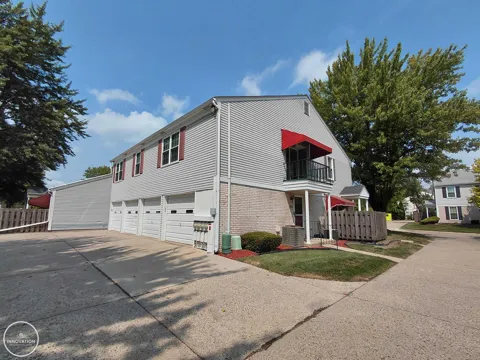 24704 Meadow Lane