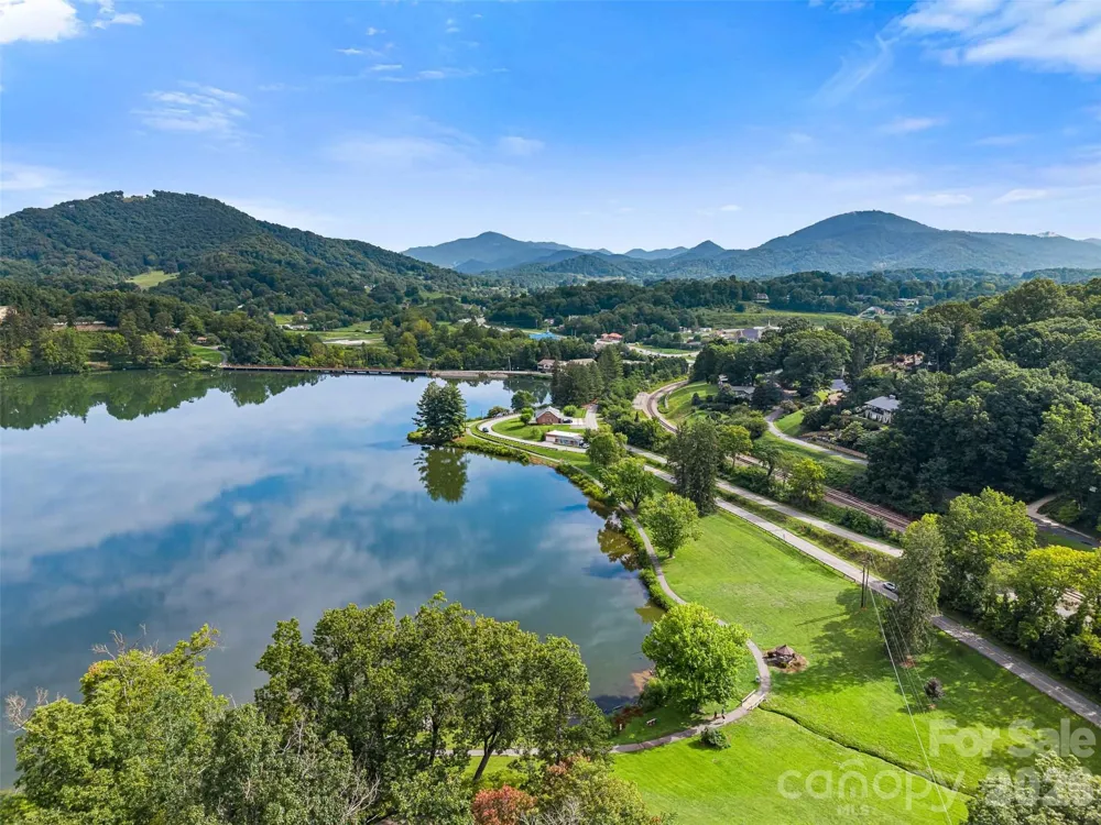 25 Anne Street Lake Junaluska, NC 28745