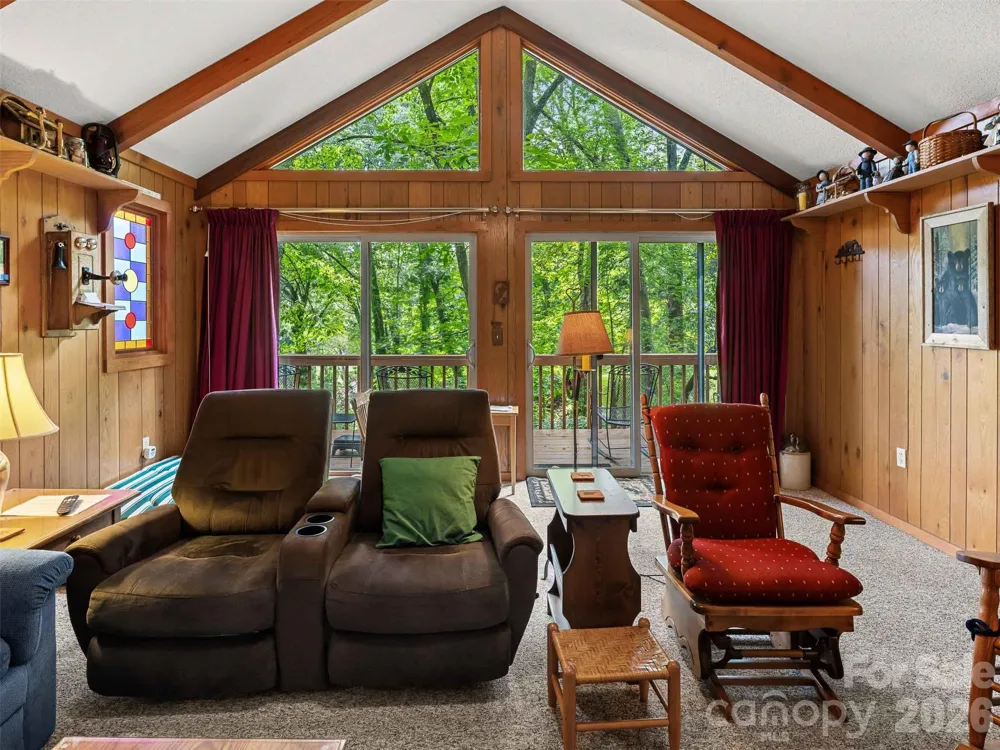 25 Anne Street Lake Junaluska, NC 28745