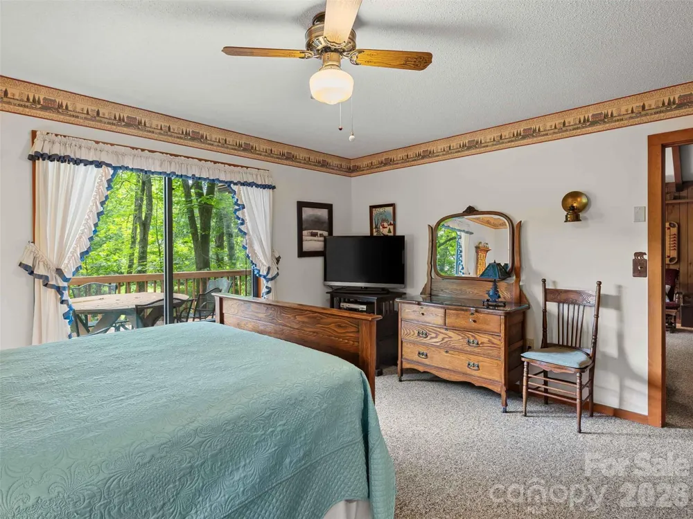 25 Anne Street Lake Junaluska, NC 28745