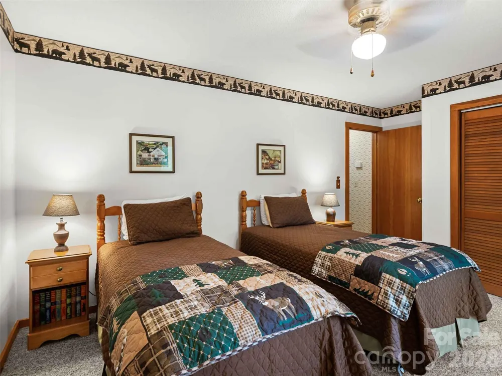 25 Anne Street Lake Junaluska, NC 28745