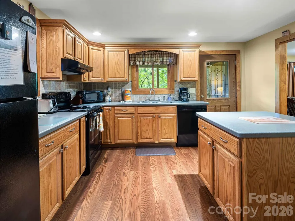 25 Anne Street Lake Junaluska, NC 28745
