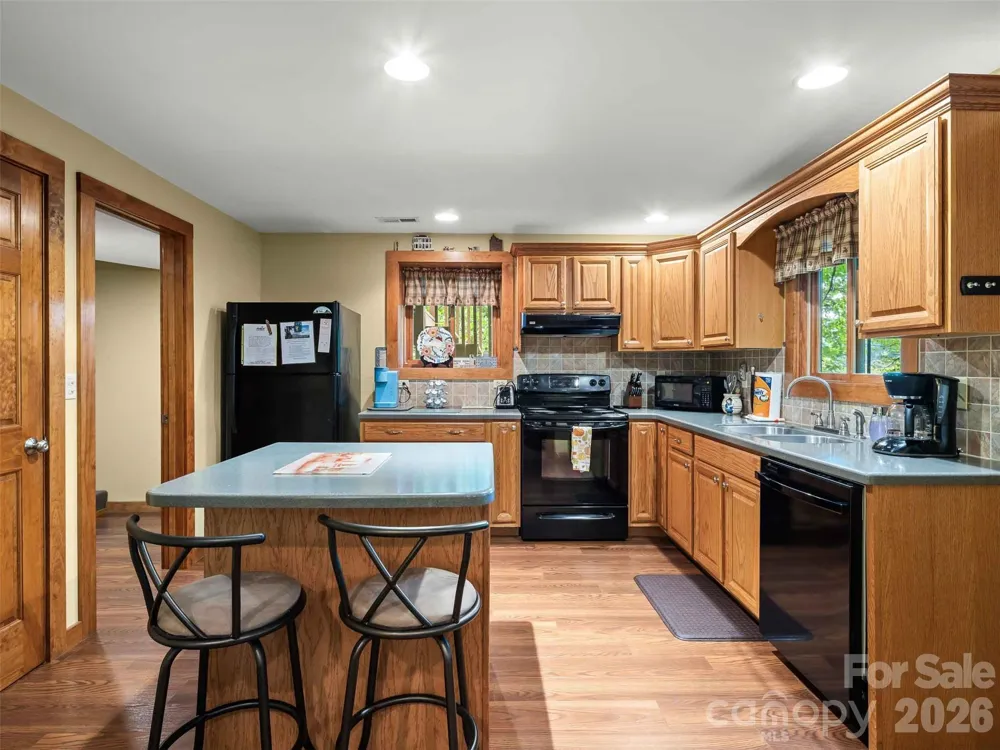 25 Anne Street Lake Junaluska, NC 28745