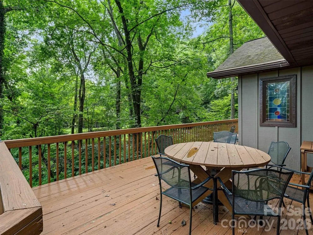 25 Anne Street Lake Junaluska, NC 28745