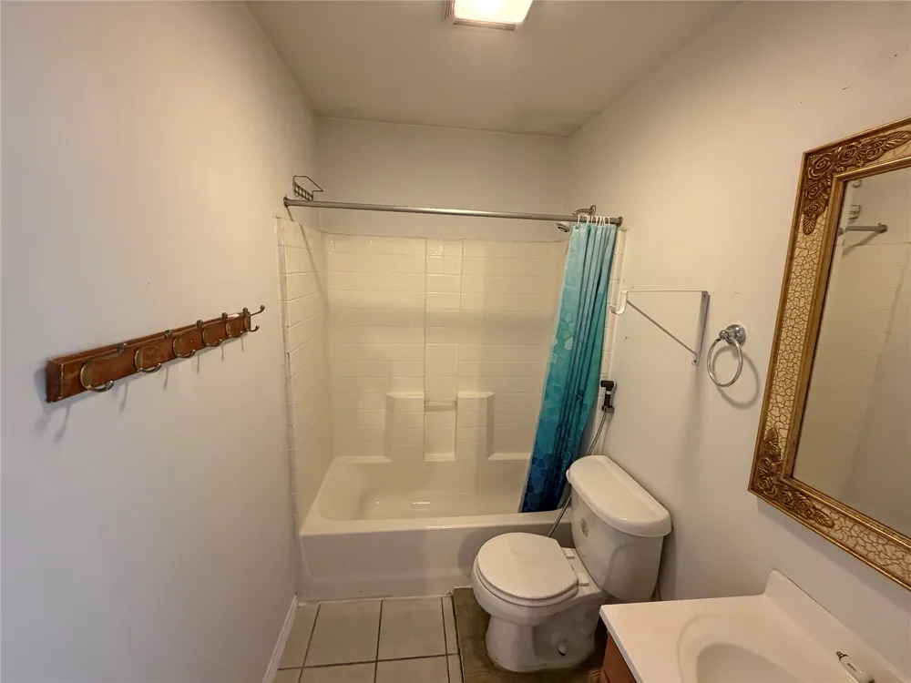 801 Midcreek Drive #B Euless, TX 76039