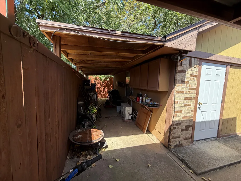 801 Midcreek Drive #B Euless, TX 76039