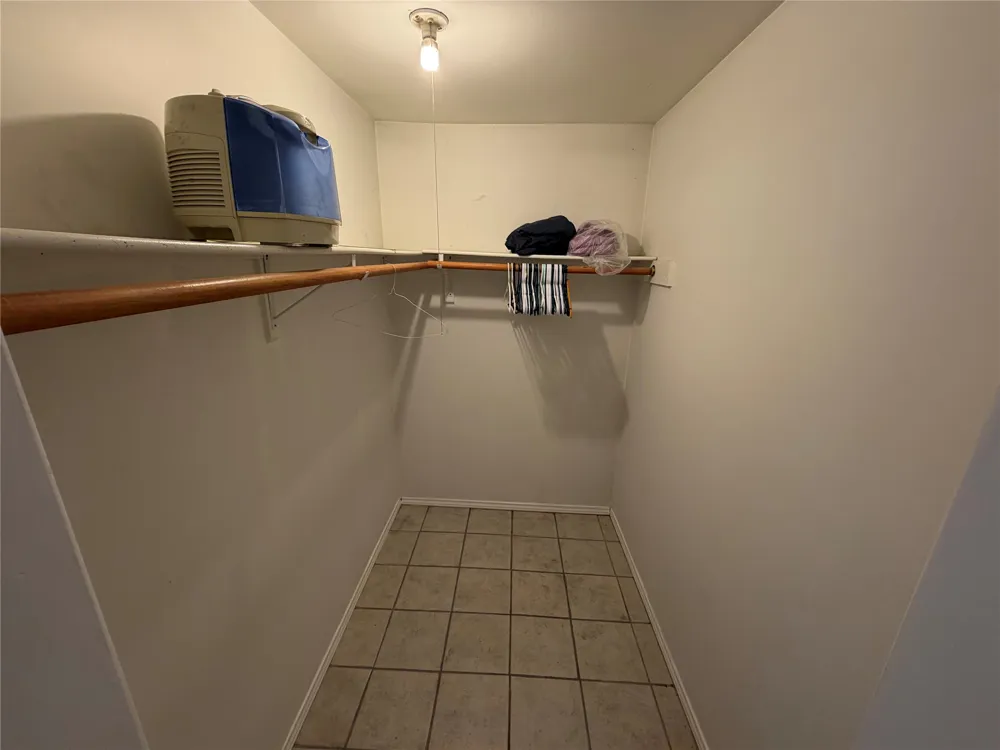 801 Midcreek Drive #B Euless, TX 76039