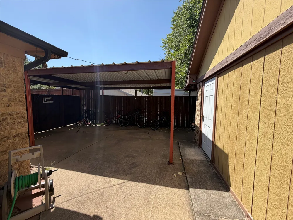 801 Midcreek Drive #B Euless, TX 76039