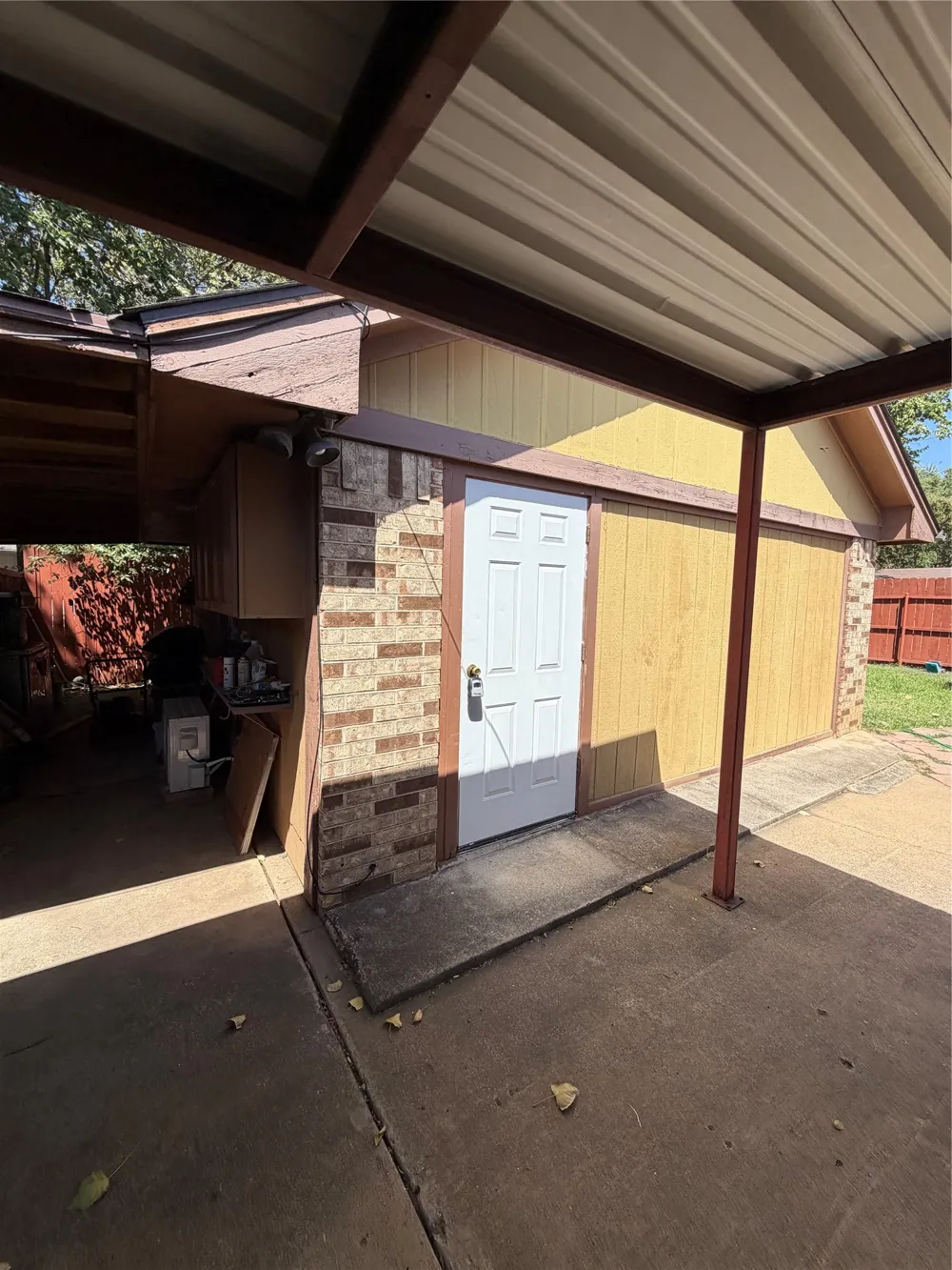 801 Midcreek Drive #B Euless, TX 76039