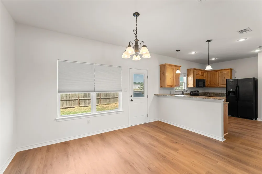 210 Lasso Circle Mabank, TX 75143