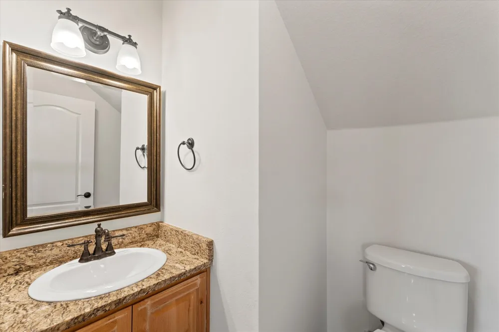 210 Lasso Circle Mabank, TX 75143