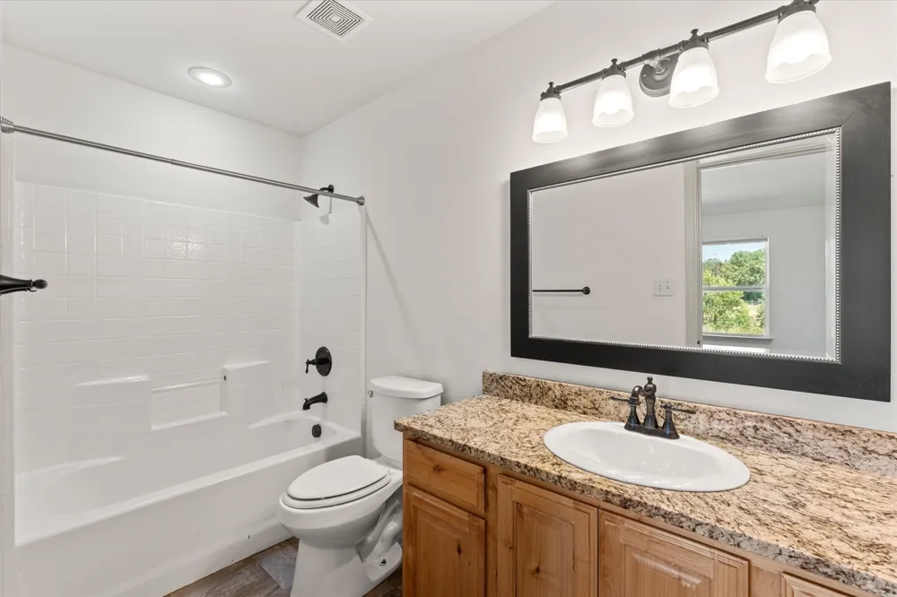 210 Lasso Circle Mabank, TX 75143
