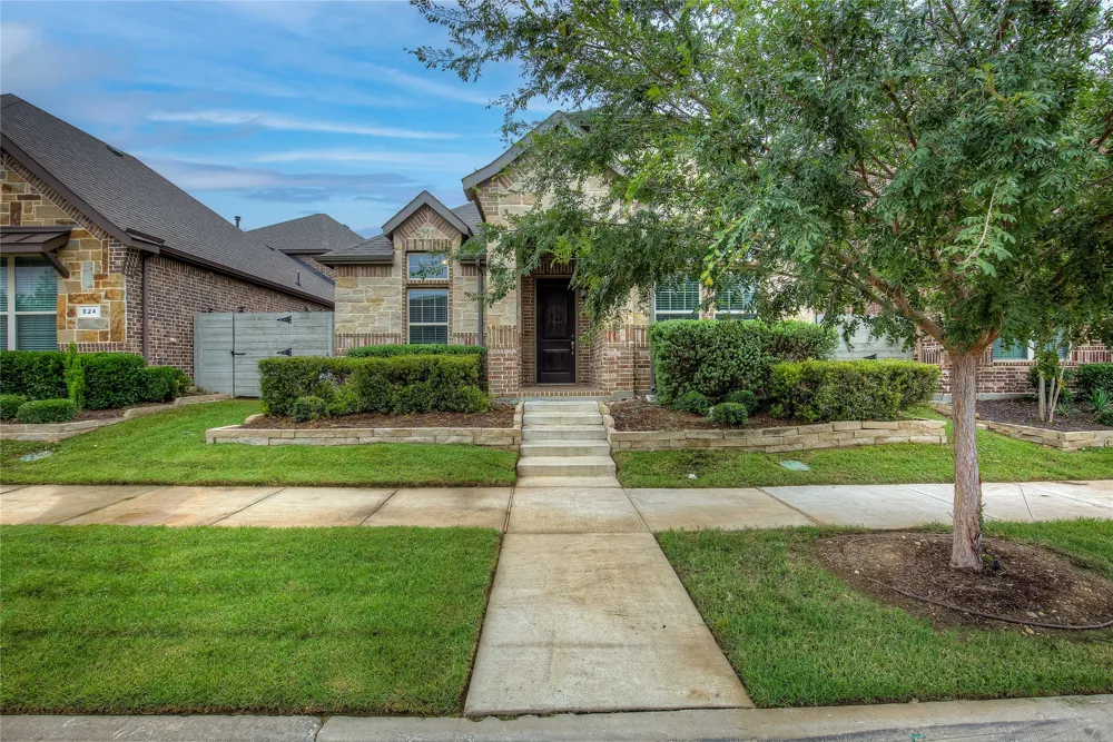 820 10th Street Argyle, TX 76226
