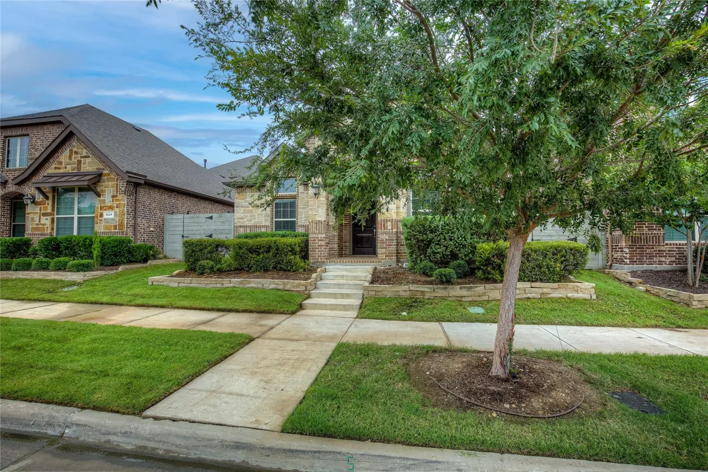820 10th Street Argyle, TX 76226