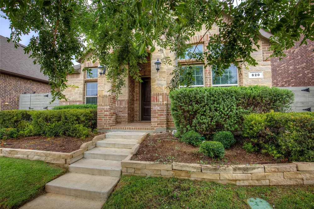 820 10th Street Argyle, TX 76226