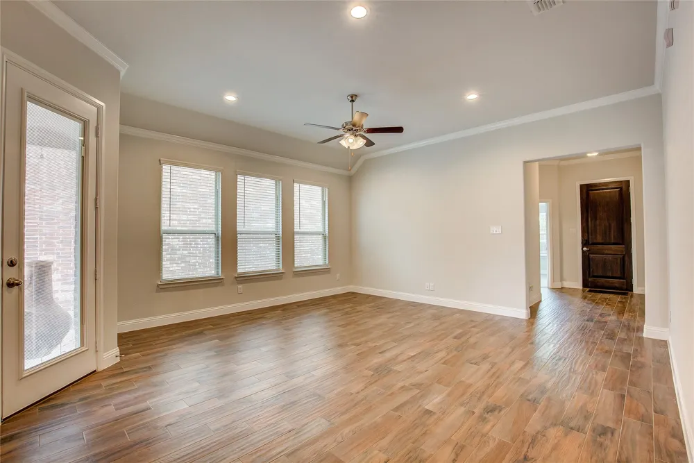 820 10th Street Argyle, TX 76226
