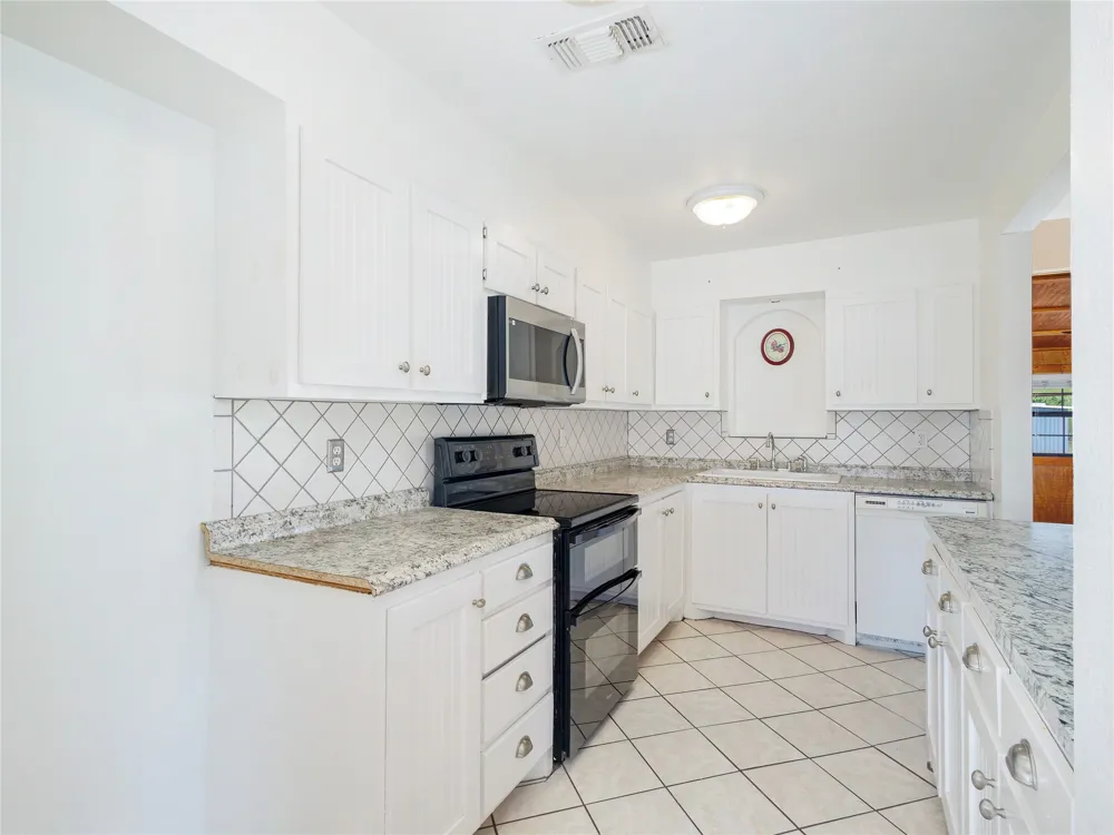 3821 Fm 590 S Zephyr, TX 76890