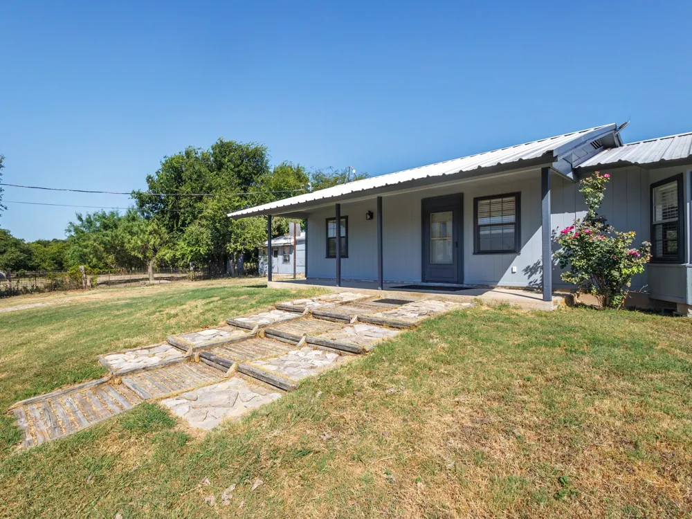 3821 Fm 590 S Zephyr, TX 76890