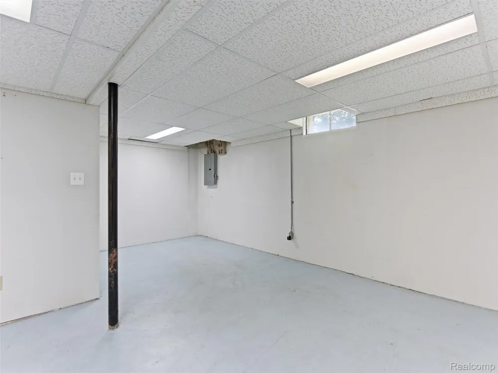 6605 Firestone Court West Bloomfield Charter Township, MI 48322