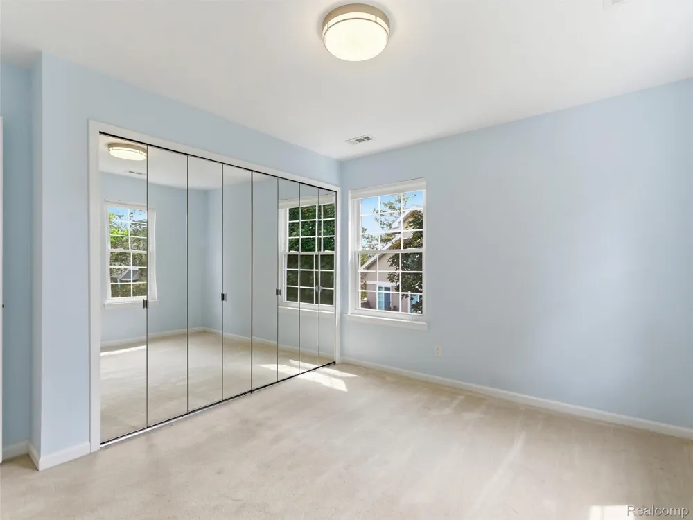 6605 Firestone Court West Bloomfield Charter Township, MI 48322