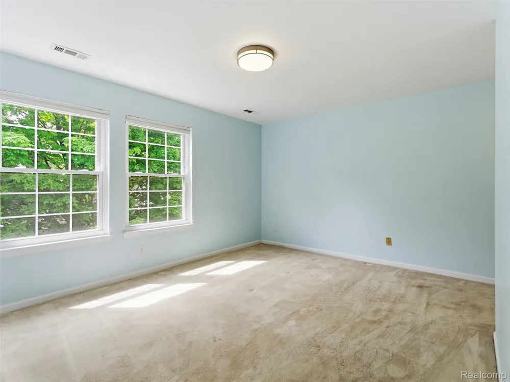 6605 Firestone Court West Bloomfield Charter Township, MI 48322