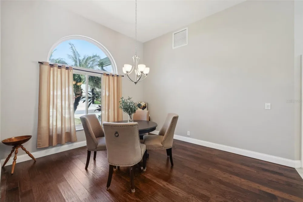 954 COBBLESTONE LANE Tarpon Springs, FL 34688